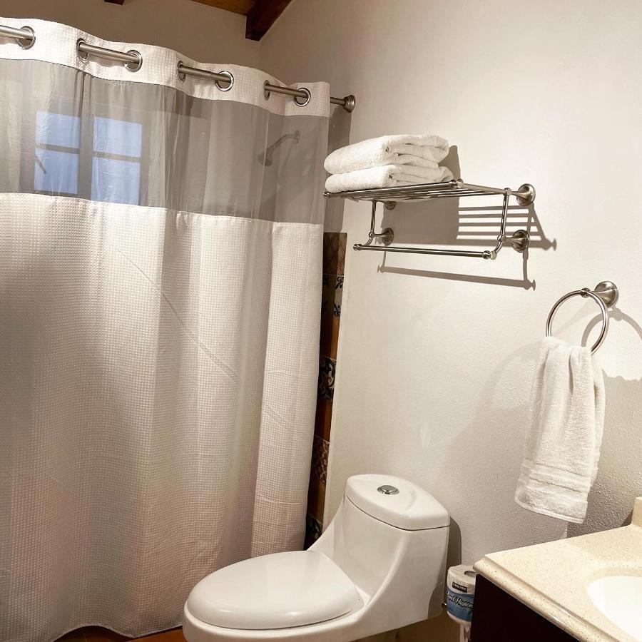 הואסקה דה אוקמפו Cabanas Boutique Villasenor Pet And 420 Friendly מראה חיצוני תמונה